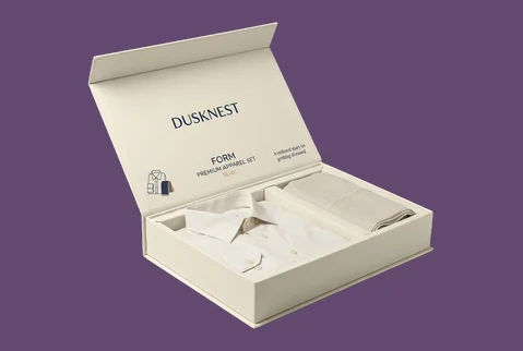 1 magnetic closure apparel boxes