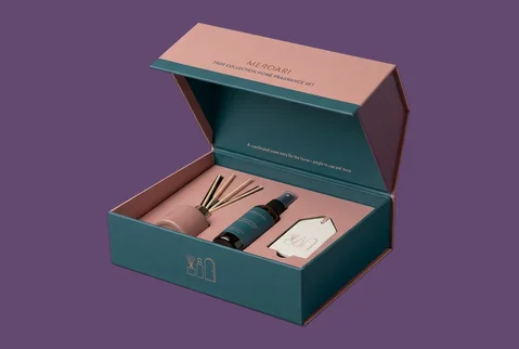 1 magnetic house gift box