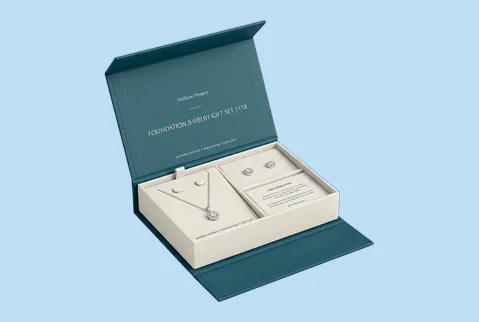 2 Magnetic Jewelry Boxes