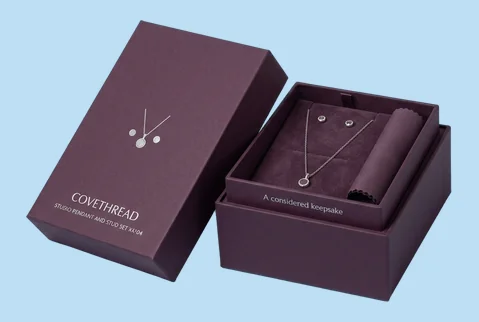 4 shoulder neck jewelry boxes