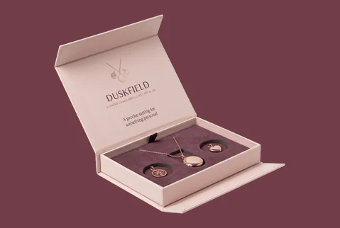 6 magnetic charm & locket boxes