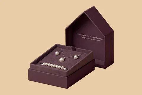 7 house shaped rigid boxes