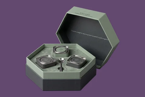 7 velvet lined hexagon boxes