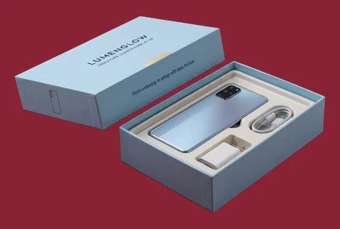 8 kit and presentation boxes